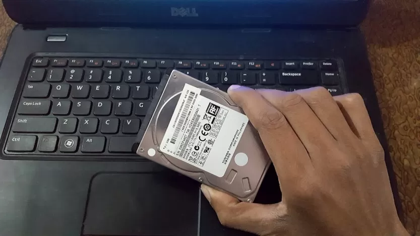 hard-disk-laptop