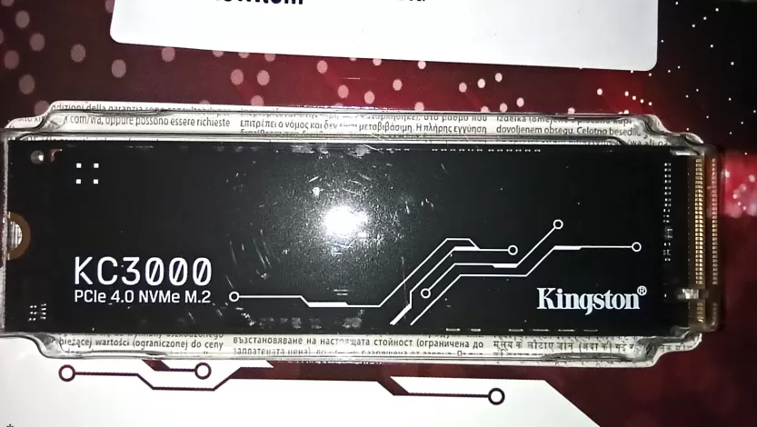 kingston-kc3000-dettaglio