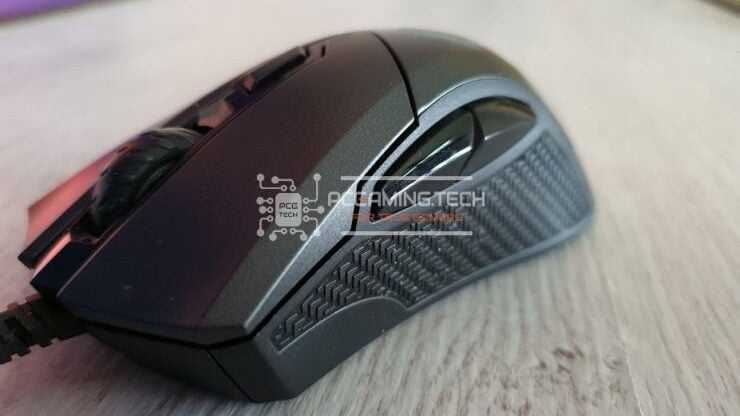 msi-clutch-gm50-gaming-mouse-09